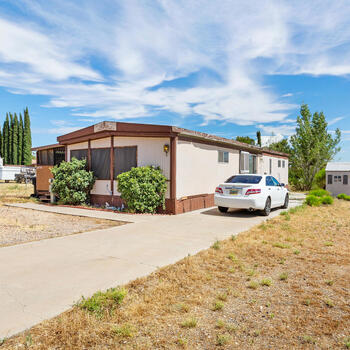 Thumbnail of mobile home