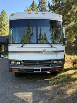 Thumbnail of RV