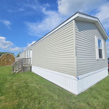Thumbnail of mobile home