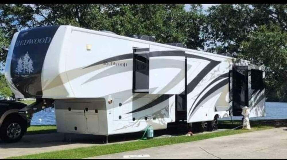 Photo of Rv