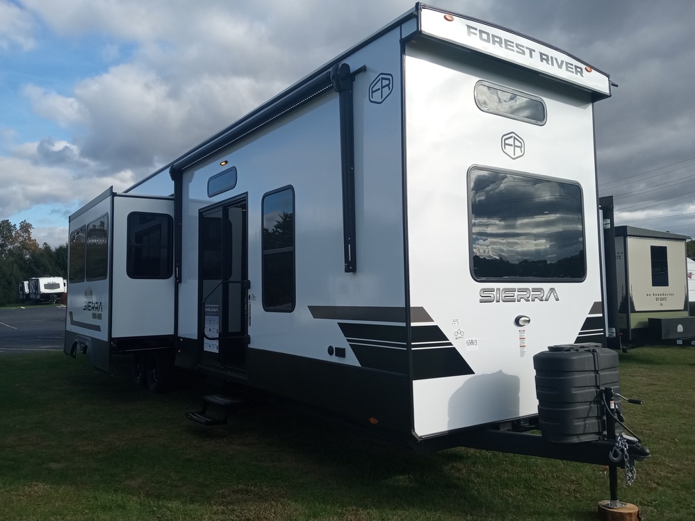 Photo of Rv