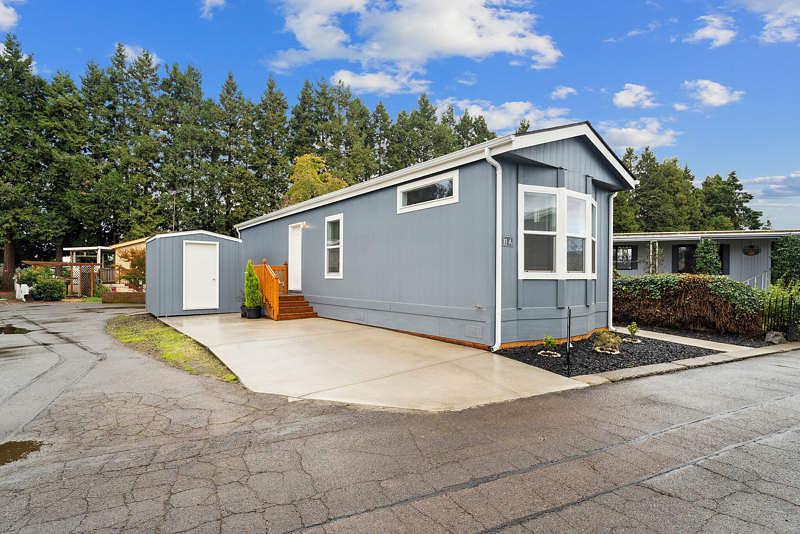 Photo of Mobile Home