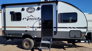 Thumbnail of RV