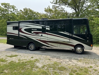 Thumbnail of RV