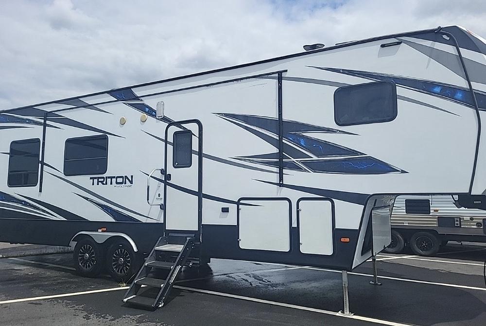 Photo of Rv