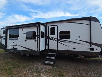 Thumbnail of RV