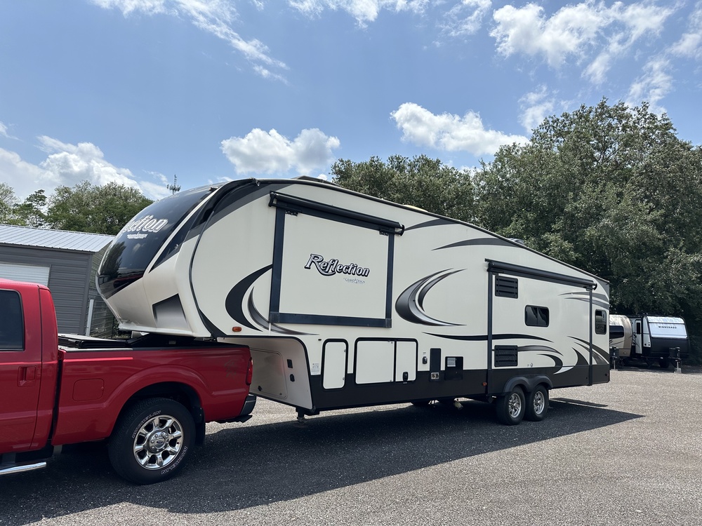 Photo of Rv