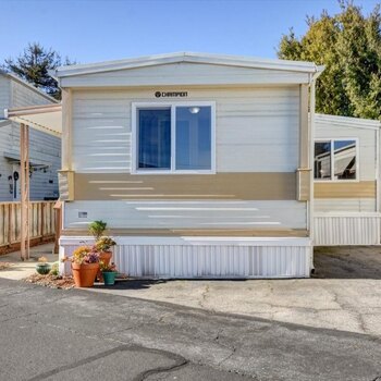 Thumbnail of mobile home