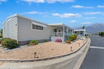 Thumbnail of mobile home