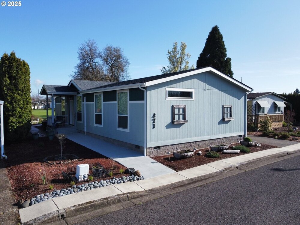 Photo of Mobile Home