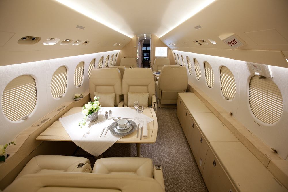 OY-VIK Cabin - dinner.jpg