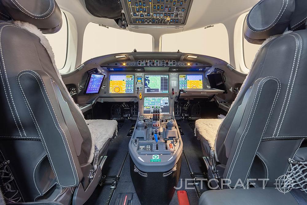 Photo package Dassault Falcon 8X sn 469_Page_04.jpg