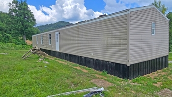 Thumbnail of mobile home