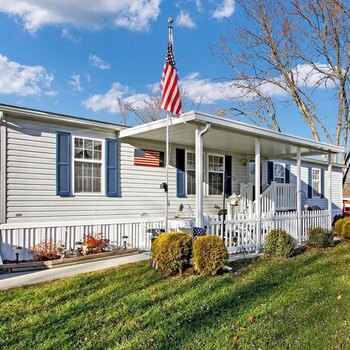 Thumbnail of mobile home