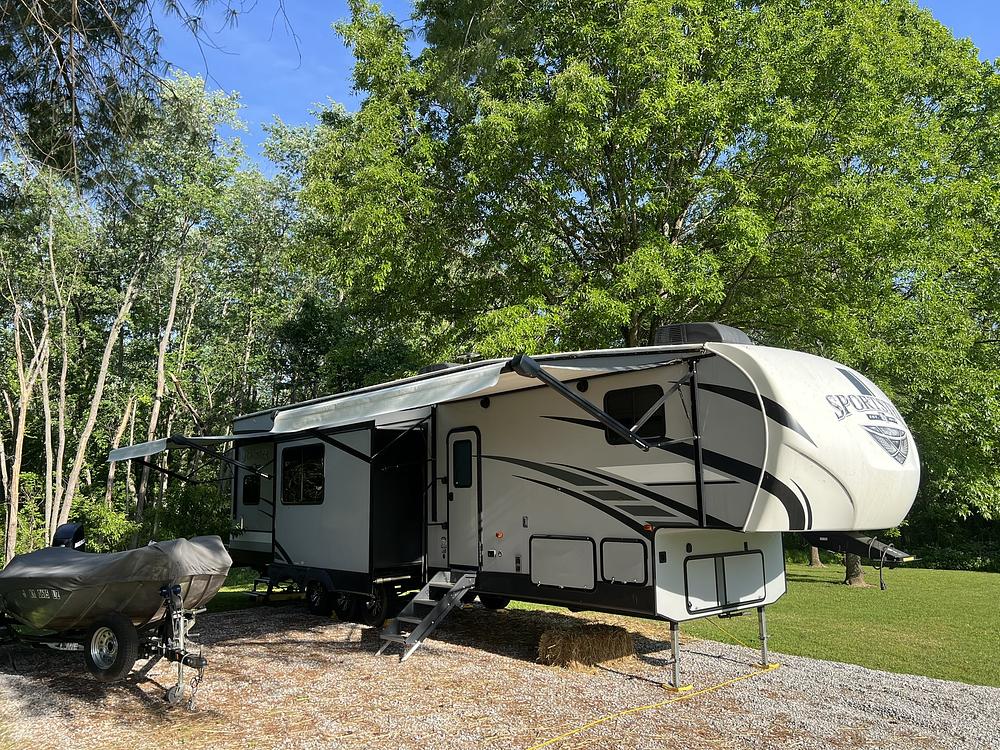 Photo of Rv