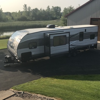 Thumbnail of RV