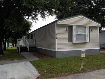 Thumbnail of mobile home