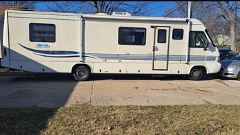 Thumbnail of RV