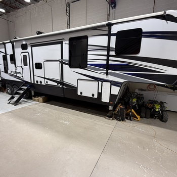 Thumbnail of RV