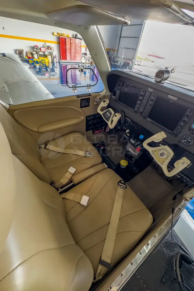7278/beechcraft-bonanza-g36-2009-flightmarket-id-7278-50393.webp