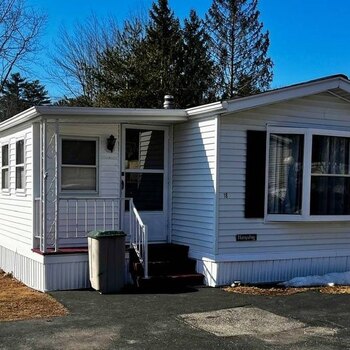 Thumbnail of mobile home