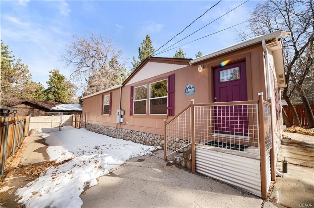 Photo of Mobile Home