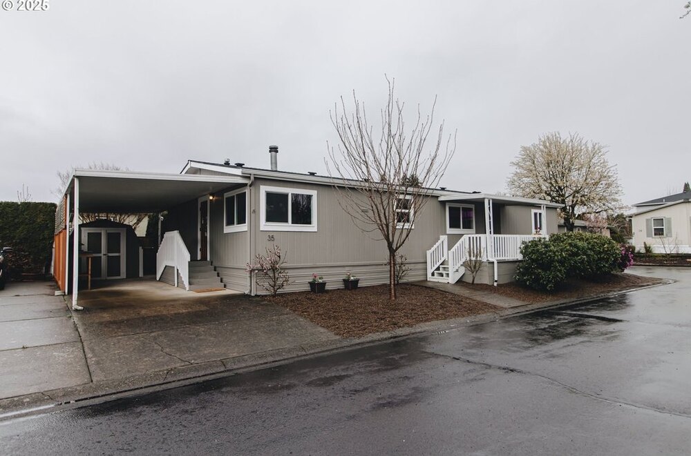 Photo of Mobile Home