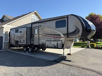 Thumbnail of RV