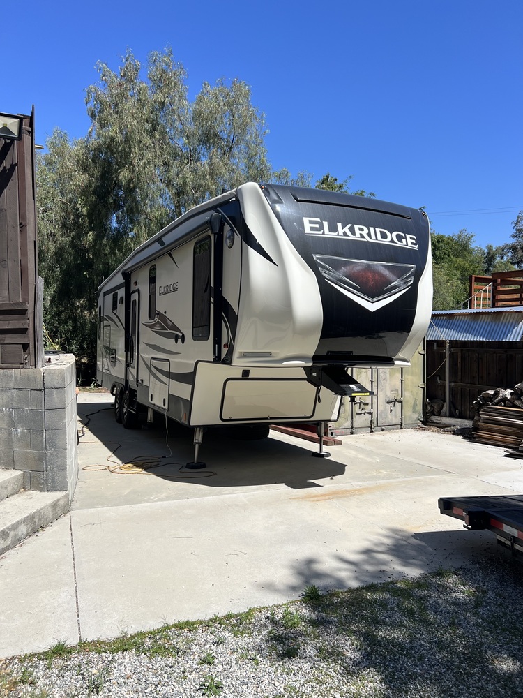 Photo of Rv