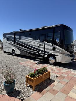 Thumbnail of RV