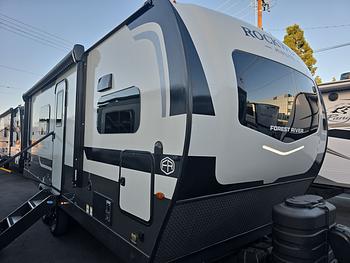 Thumbnail of RV