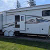 RV for Sale: 2010 BIGHORN 3055RL