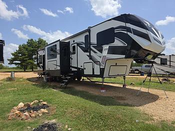 Thumbnail of RV
