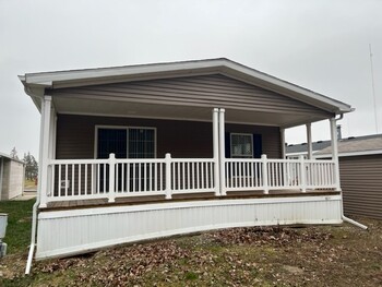 Thumbnail of mobile home