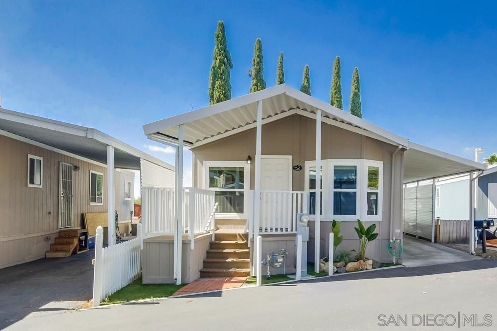 Photo of Mobile Home