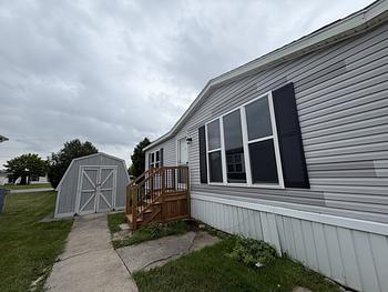 Thumbnail of mobile home
