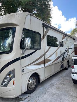 Thumbnail of RV