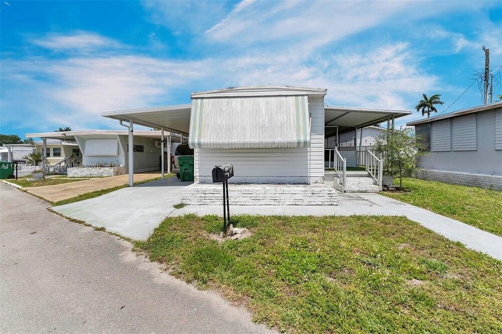 Photo of Mobile Home