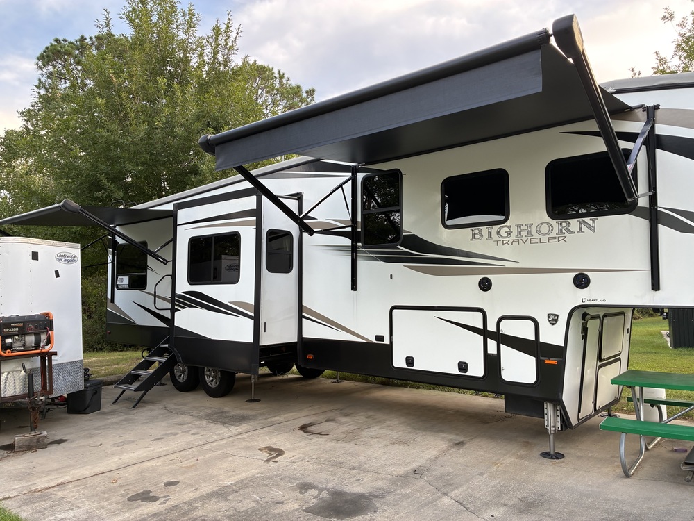 Photo of Rv