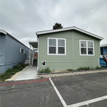 Thumbnail of mobile home