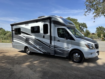 Thumbnail of RV