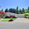 Mobile Home for Sale: Manufactured Home in Park, 1 Story,Triple Wide Manufactured - Eugene, OR, Eugene, OR