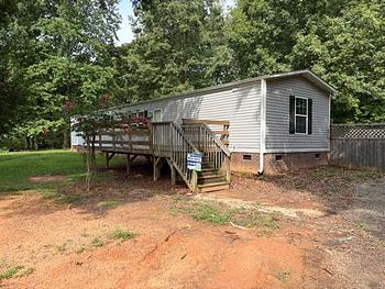 Thumbnail of mobile home