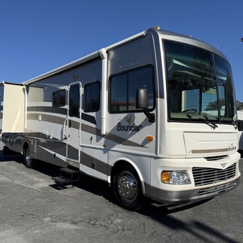 Thumbnail of RV