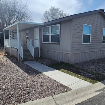 Thumbnail of mobile home