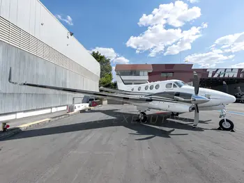 7211/beechcraft-king-air-c90gtx-2017-flightmarket-id-7211-45040.webp