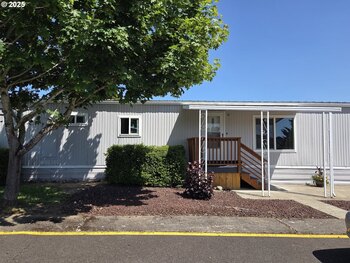 Thumbnail of mobile home