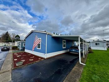 Thumbnail of mobile home