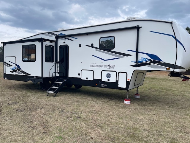 Photo of Rv