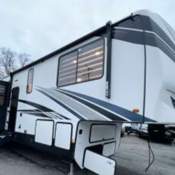 Thumbnail of RV